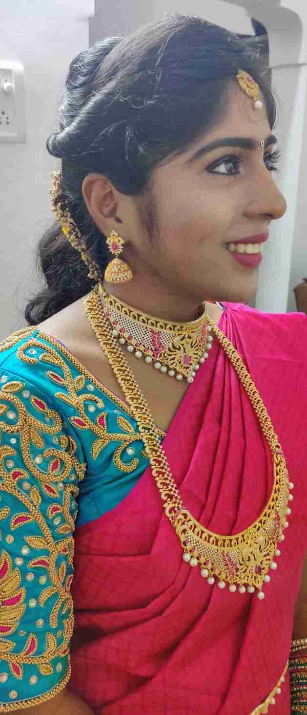 Business – gallery photo in Chennai on QTick