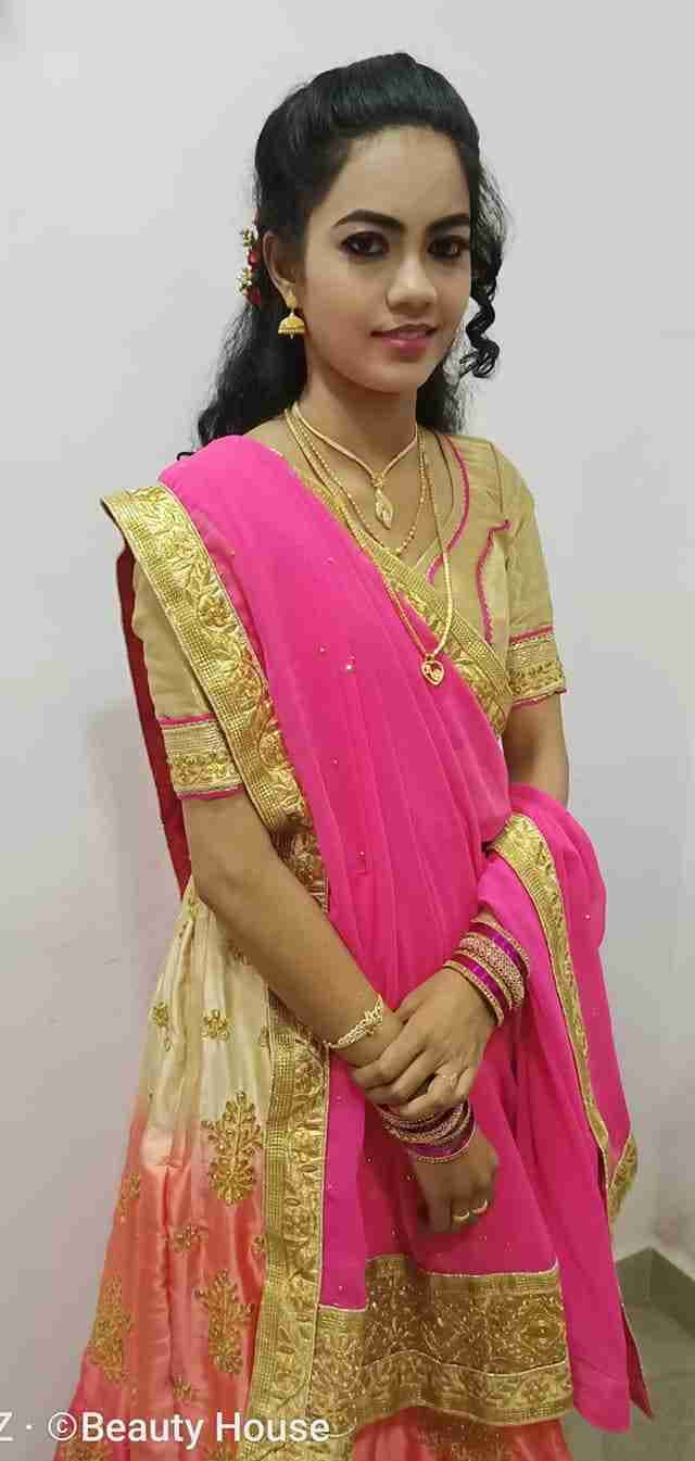 Business – gallery photo in Chennai on QTick