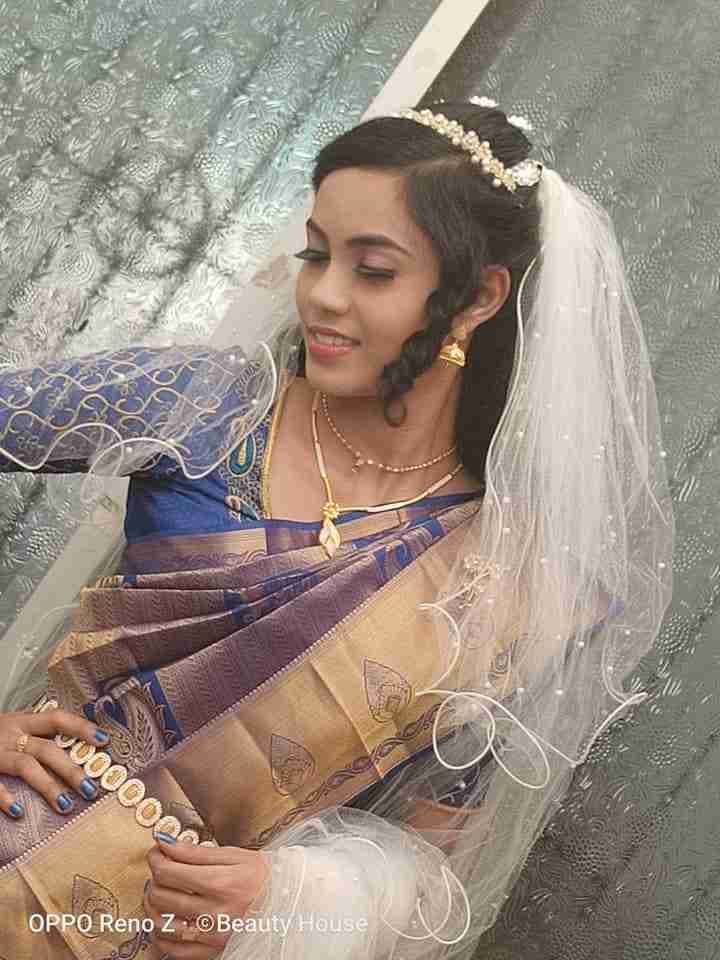 Business – gallery photo in Chennai on QTick