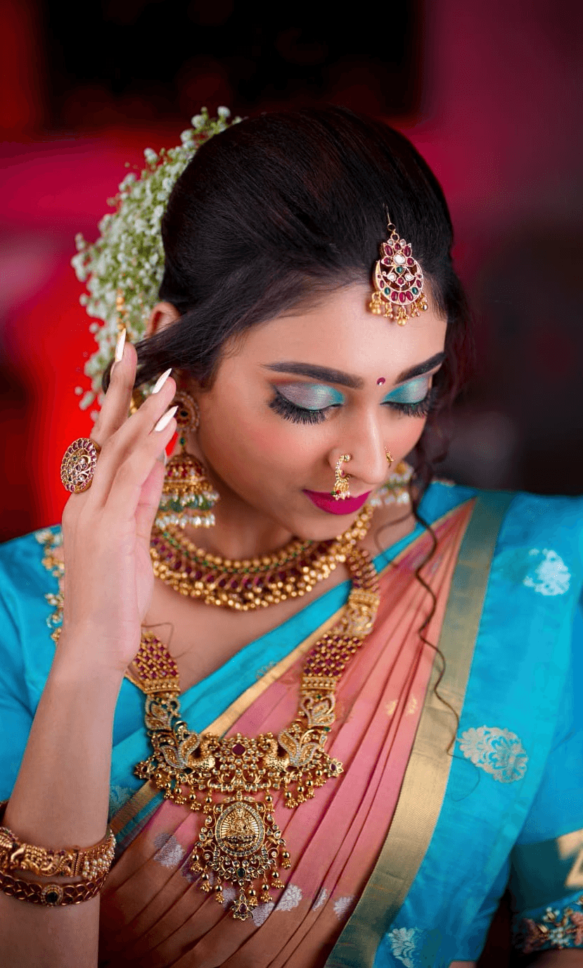 Business – Basic makeup photo in Chennai on QTick