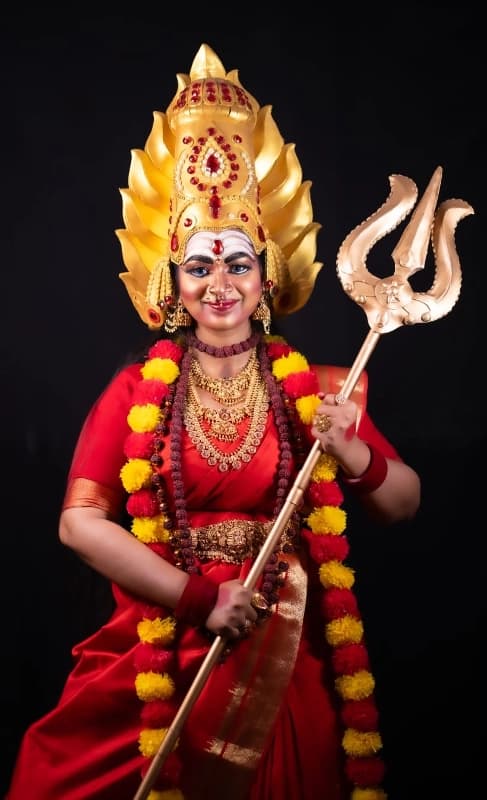 Business – Basic makeup photo in Chennai on QTick